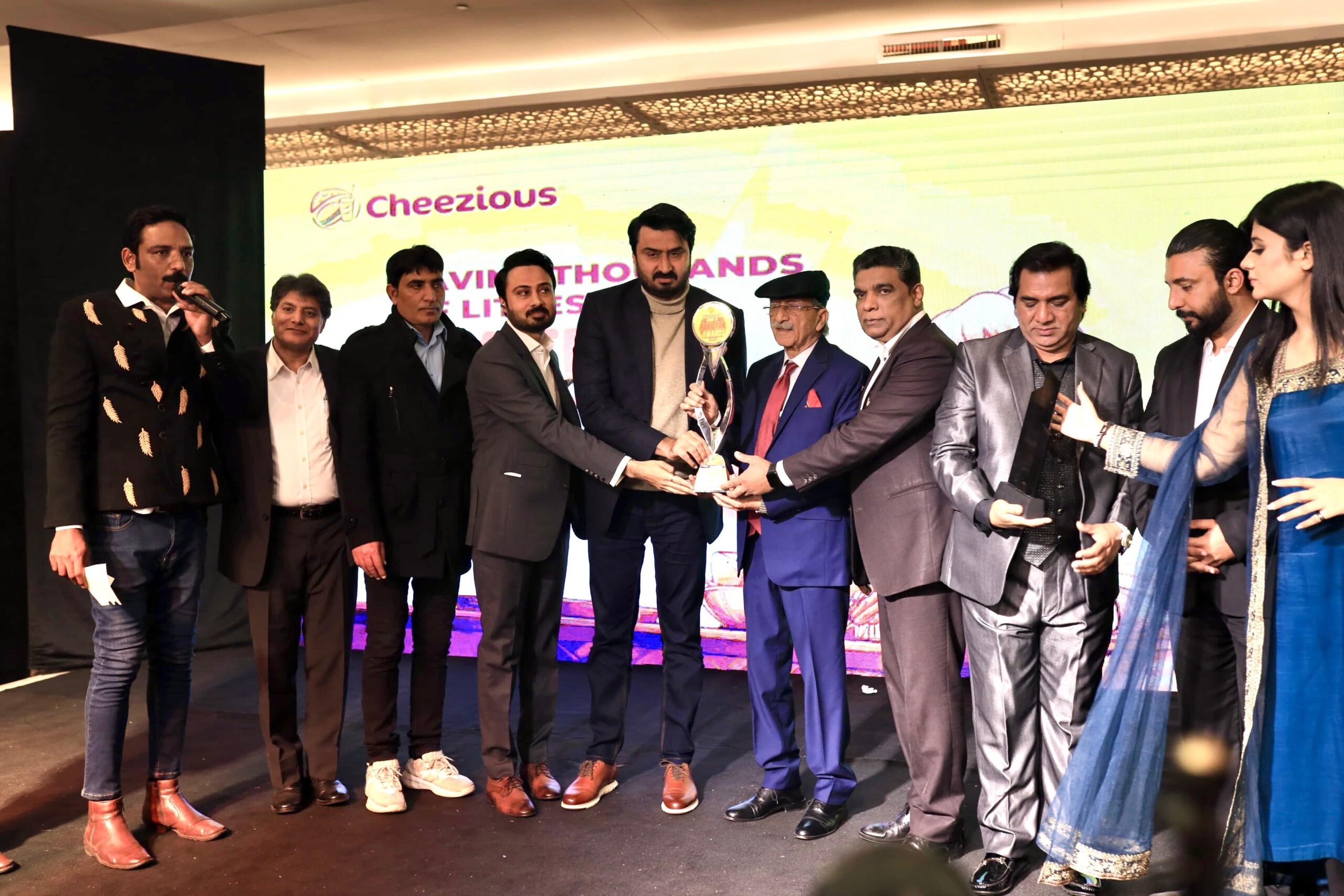 تاج گروپ آف کمپنیز گرینڈ ایونٹس سکائی ریمپ کے زیر اہتمام “میڈ اِن پاکستان ایوارڈ شو” کا انعقاد