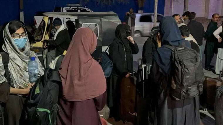 ایران میں پاکستانی شہریوں کو وطن واپسی کیلئے رجسٹریشن کرانے کی ہدایت