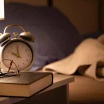 رات دیر سے سونے کی عادت صحت کےلیے خطرناک، ماہرین کی وارننگ